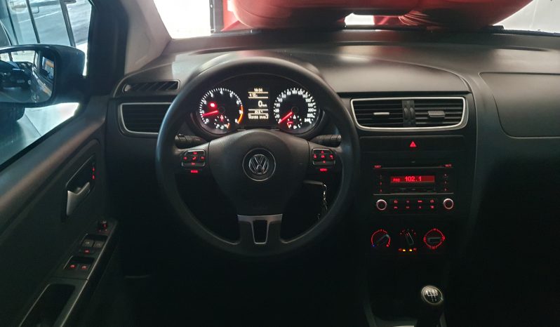 VOLKSWAGEN FOX 1.6 8V MT full