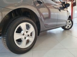 RENAULT LOGAN DYNAMIQUE 1.6 16V AT full