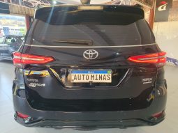 TOYOTA HILUX SW4 SRX PLATINUM 4X4 2.8 TB DIESEL full