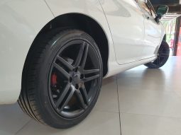 PEUGEOT 308 ALLURE 2.0 16V MT full