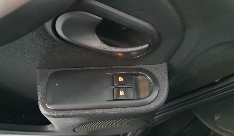 RENAULT SANDERO EXPRESSION 1.6 8V MT full
