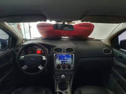 FORD FOCUS SEDAN 1.6 16V MT full