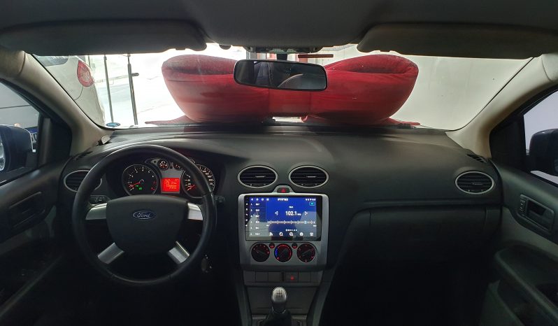 FORD FOCUS SEDAN 1.6 16V MT full