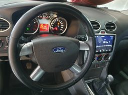 FORD FOCUS SEDAN 1.6 16V MT full