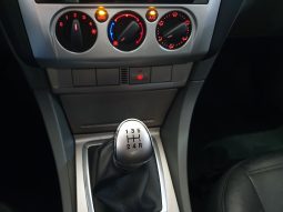 FORD FOCUS SEDAN 1.6 16V MT full