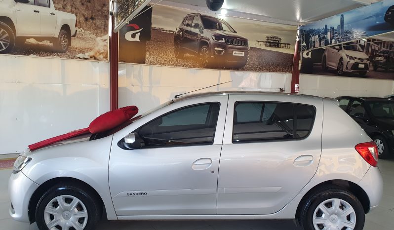 RENAULT SANDERO AUTHENTIQUE 1.0 12V MT full