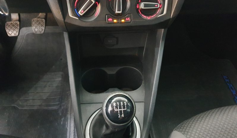 VOLKSWAGEN VOYAGE COMFORTLINE 1.6 8V MT full