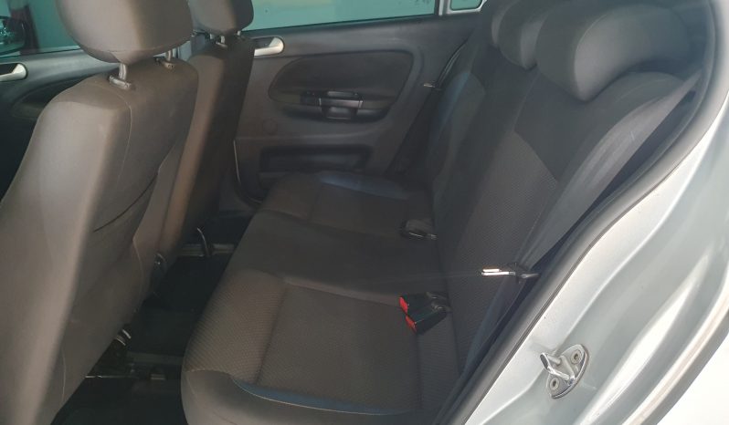 VOLKSWAGEN VOYAGE COMFORTLINE 1.6 8V MT full