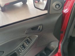 FORD KA SEDAN SE PLUS 1.5 12V MT full